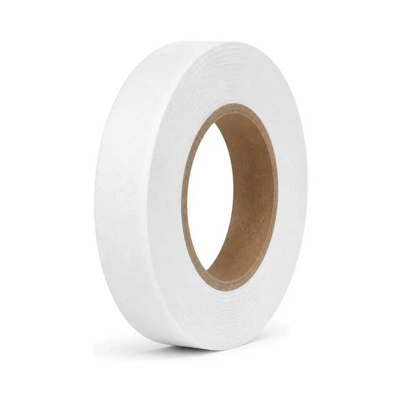 Rollo de cinta textil blanca
