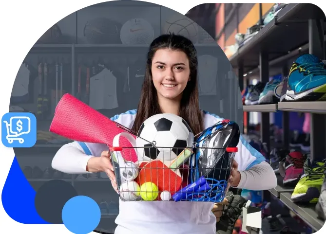 Vendedora de una tienda deportiva con balones, raquetas y una canasta de productos